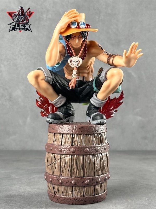 onepiece ace ngoi tren thung go